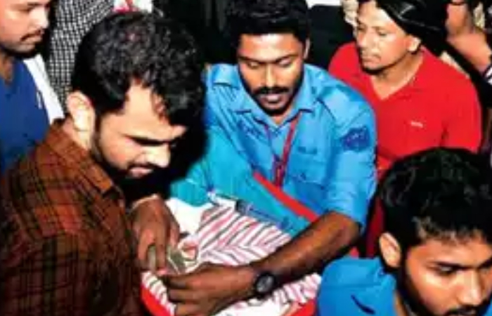 Racing-against-time-15-day-old-baby-admitted-to-hospital-midway-in-Kochi.jpg